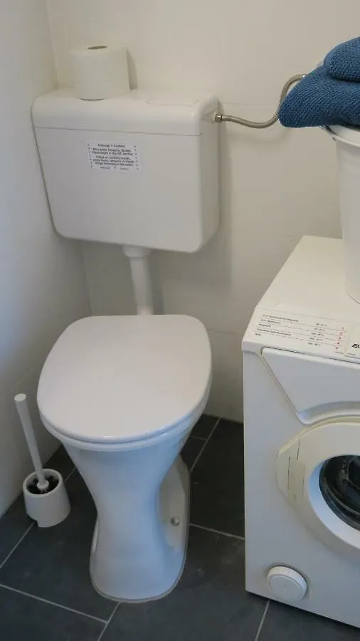 Apartment 2 Zimmer Wohnung Vienna Austria